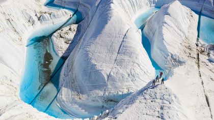 ANTARCTIQUE - Apprécier la magnificience du continent de glace et y dormir!